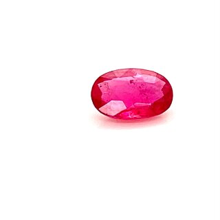 Edelstein Rubin oval natürlich 1,12 ct